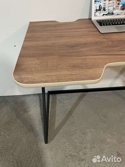 Игровой компьютерный стол