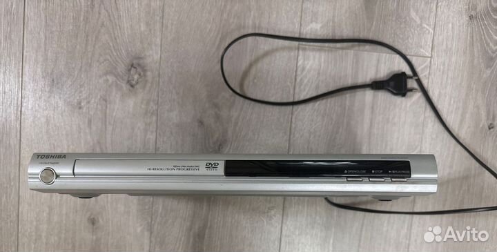 Dvd плеер toshiba sd-590SR