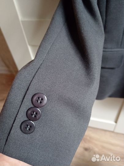 Пиджак для мальчика 128