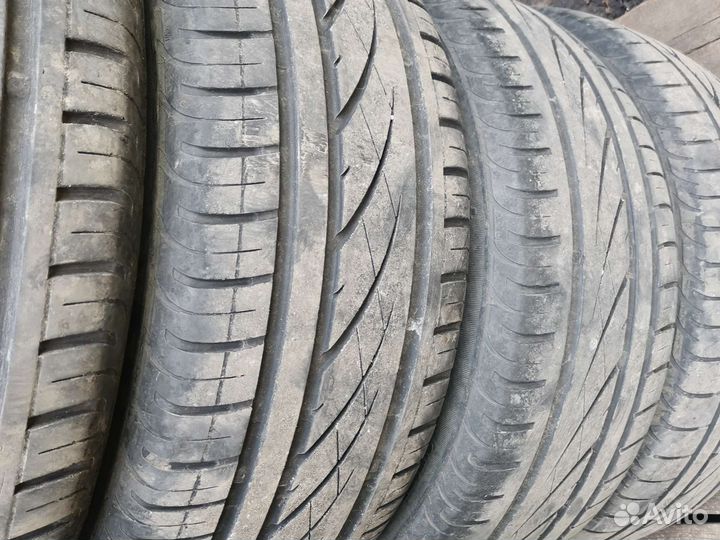 Continental ContiPremiumContact 215/55 R16 93Y