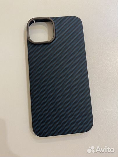 Чехол на iPhone 14