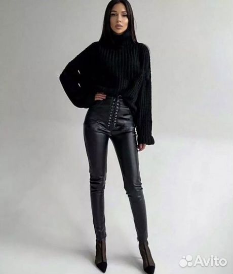 Кожаные леггинсы на шнуровке