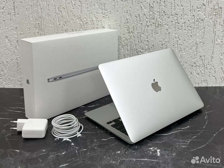 Apple MacBook Air 13 2020 M1