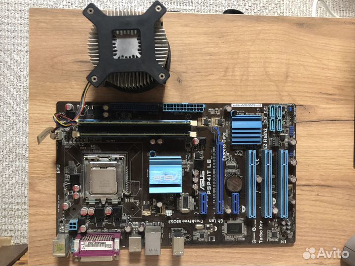 Материнская плата asus P5P41T LE