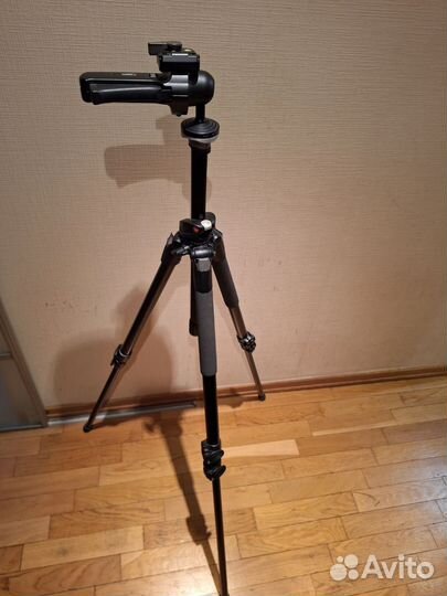 Штатив Manfrotto 055 xprob