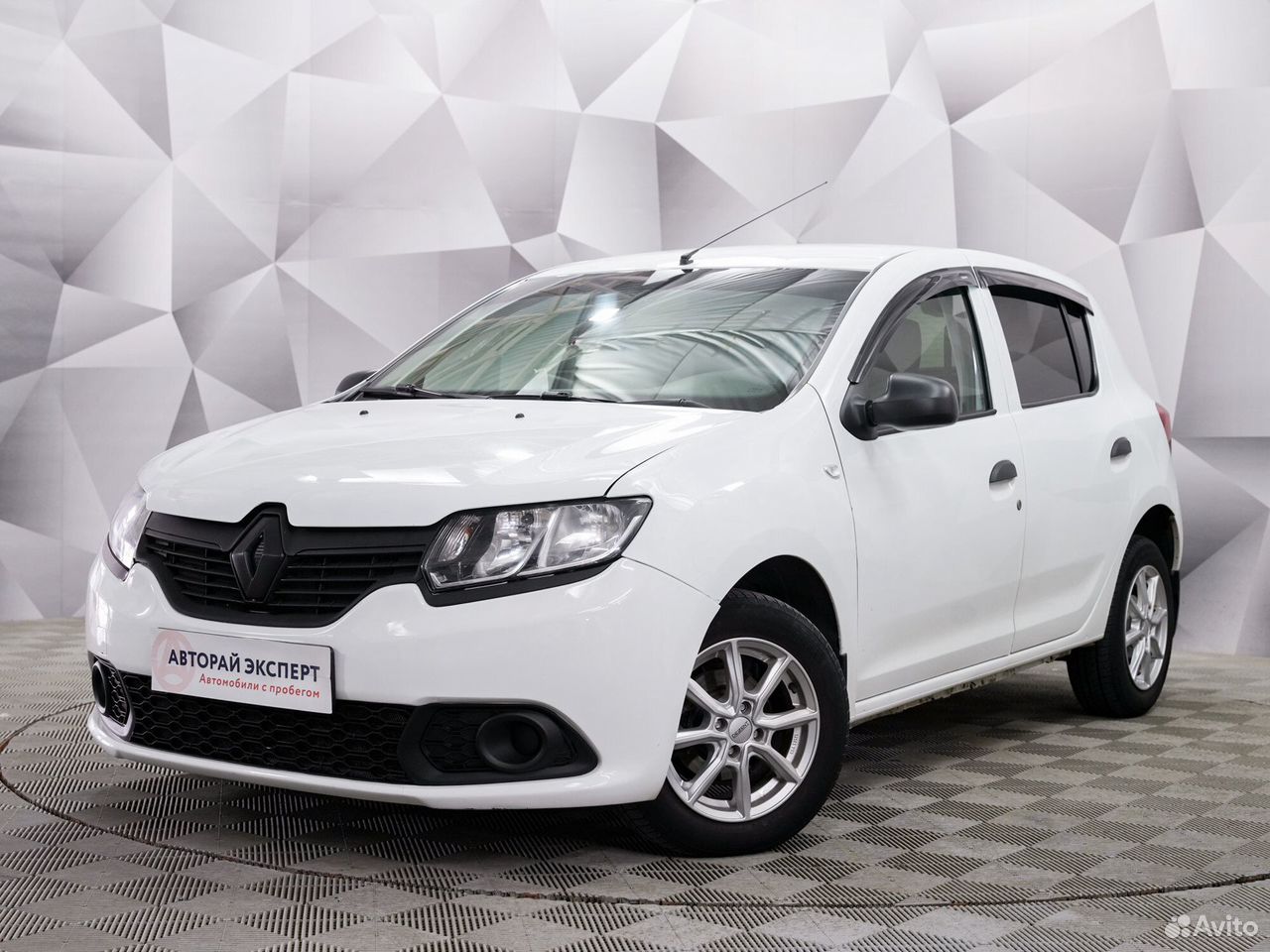 Renault Sandero 1.6 MT, 2015, 181 100 км