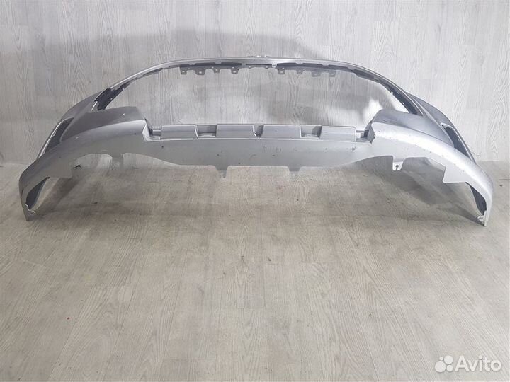 Бампер перед. toyota yaris