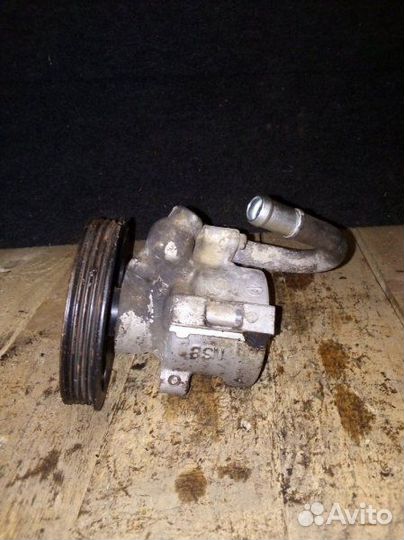 Насос гур Chevrolet Aveo T 250 1.4 2010