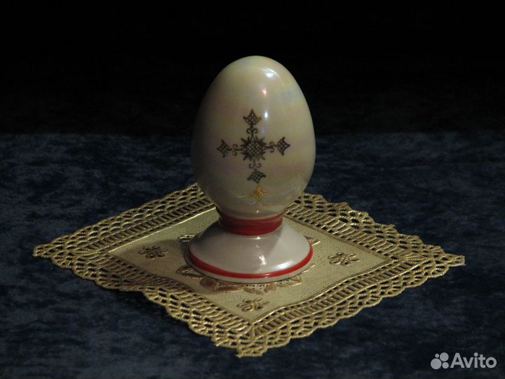 Фигурка. Статуэтка. Фарфор. Пасхальное яйцо