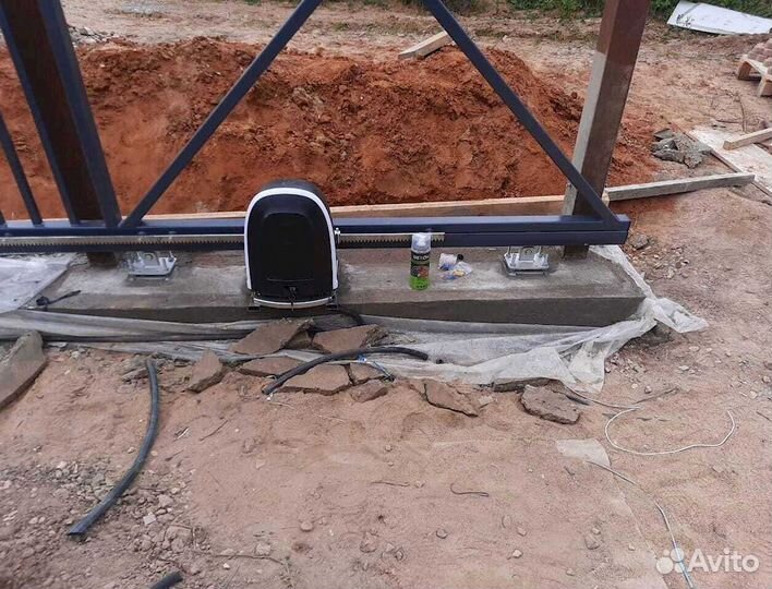 Ворота откатные, ворота распашные под ключ