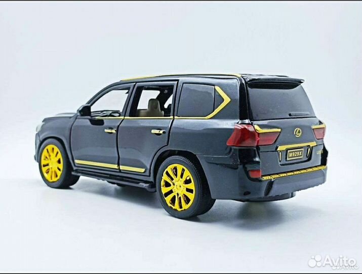 Машинки металлические / Lexus