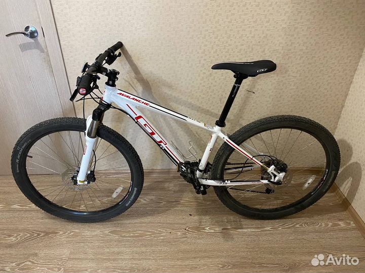 Горный велосипед GT Avalanche Elite