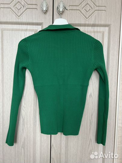 Прилегающий джемпер с воротником поло