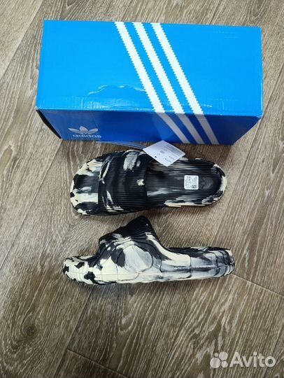 Шлепки Adidas Adilette