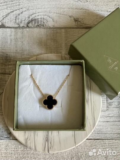 Van cleef подвеска клевер