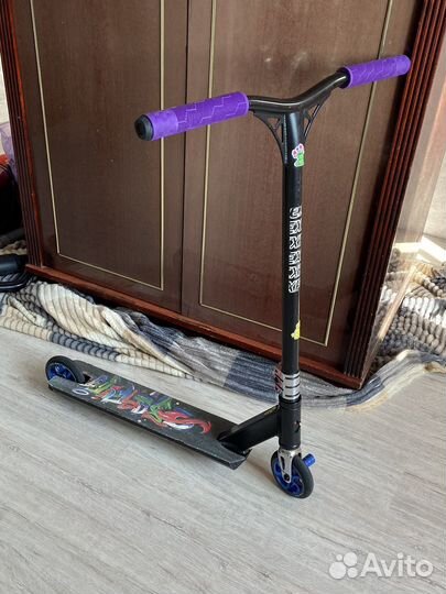 Трюковой самокат