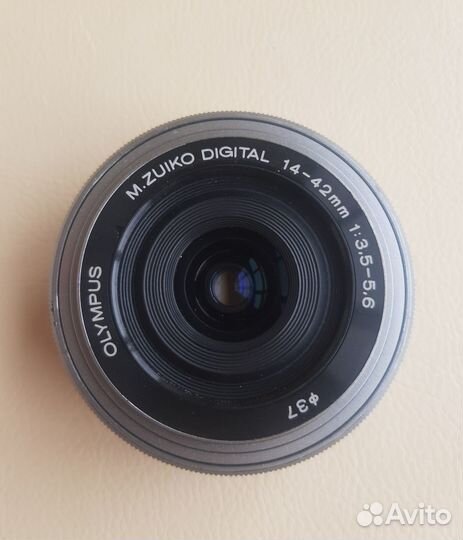 Объектив Olympus M.Zuiko Digital 14-42 блинчик