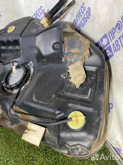 Бензобак Mazda 6 Gg седан 1.8 L8 2004