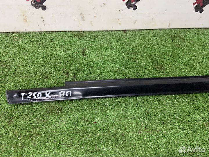 Бархотка передняя правая Chevrolet Aveo T250