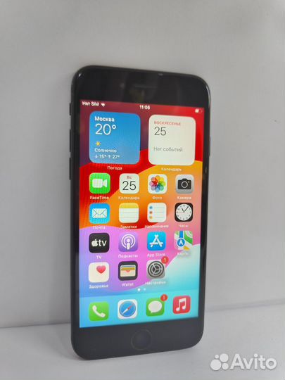 iPhone SE, 64 ГБ