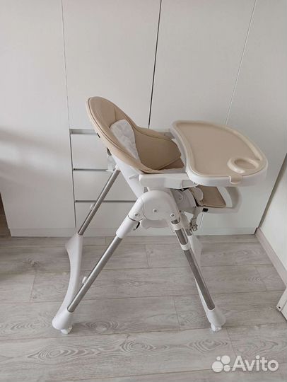 Стульчик для кормления tommy
