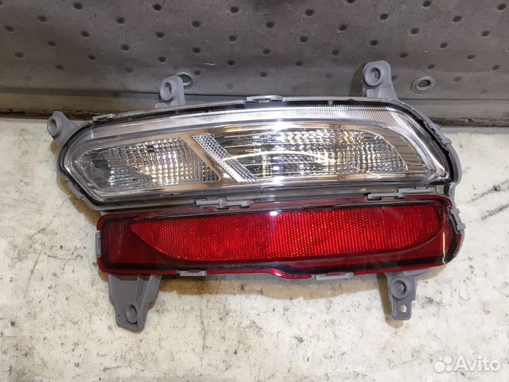 Фонарь в задний бампер правый Kia Sportage 4