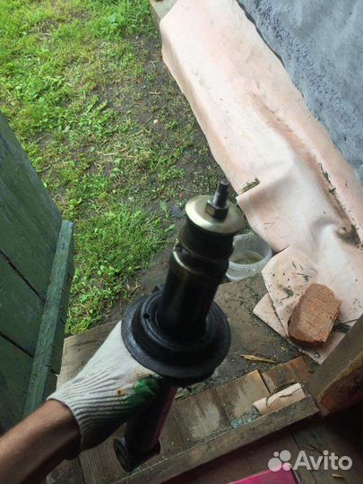 Задние стойки ваз 2110