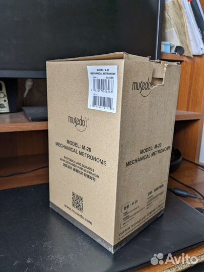 Метроном механический в отличном состоянии