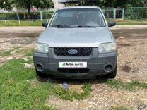 Ford Escape 2.3 AT, 2005, битый, 200 000 км, с пробегом, цена 280 000 руб.