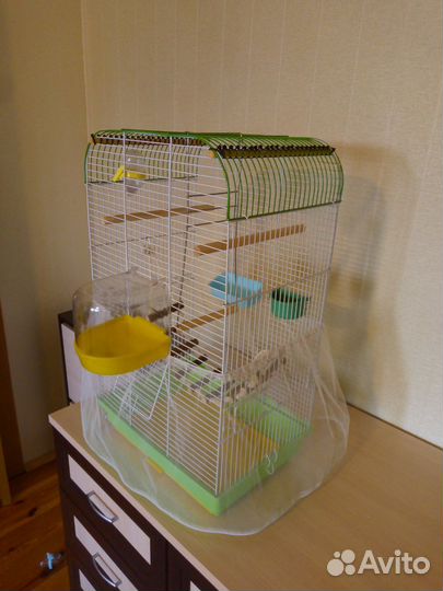 Большая клетка для птиц