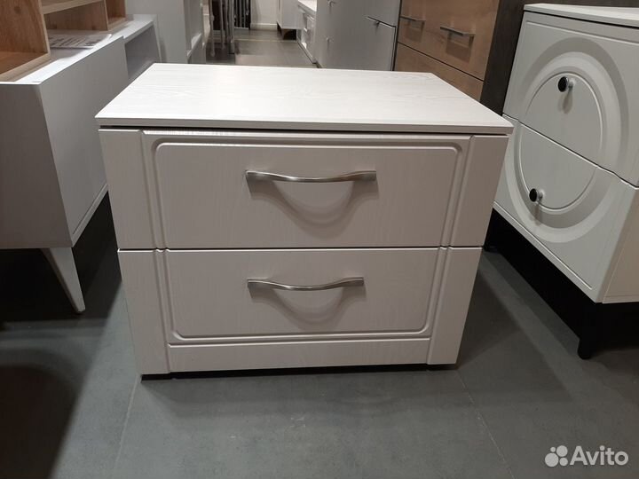 Тумба прикроватная 2 ящика мдф миндаль
