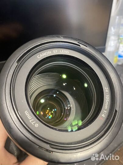 Зеркальный фотоаппарат