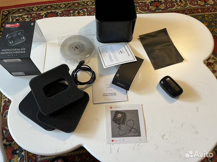 Беспроводные наушники