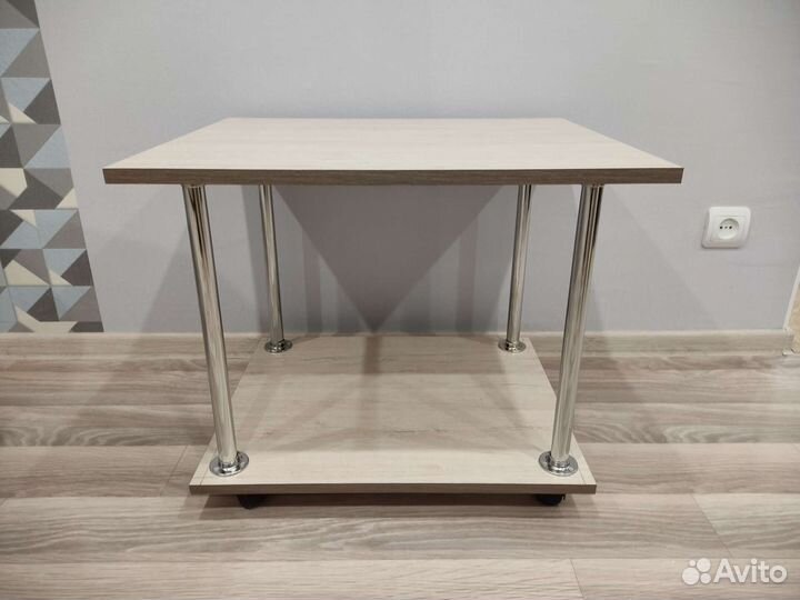 Журнальный стол