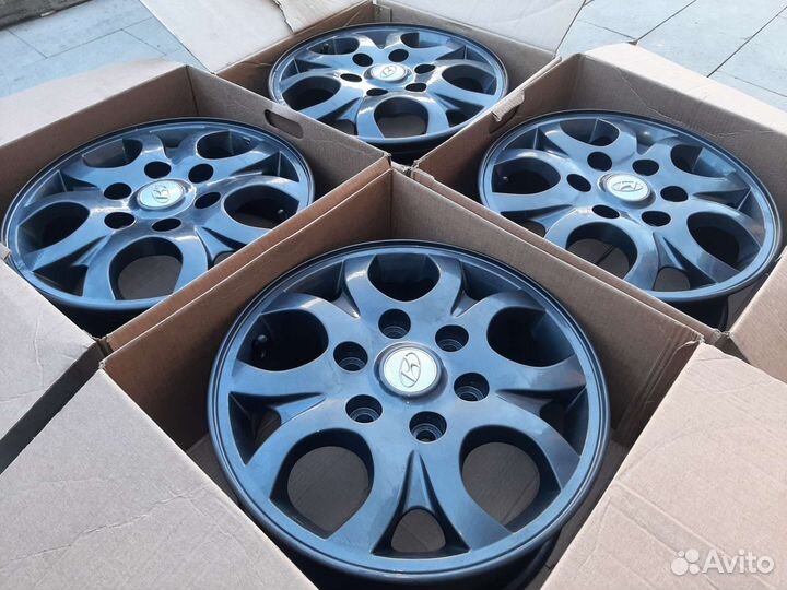 Оригинальные диски R16 Hyundai H1 Grand Starex