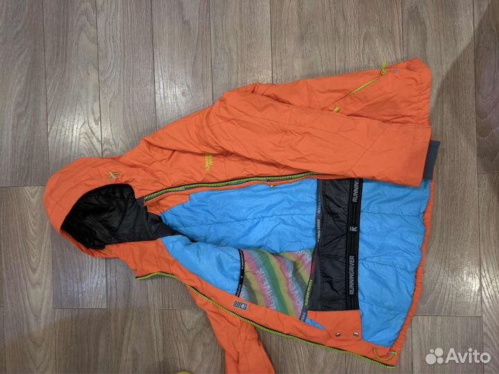 Горнолыжная куртка женская 40-42