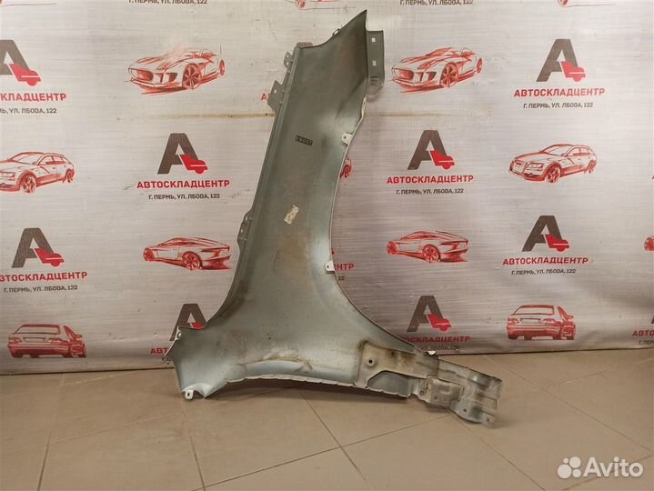 Крыло переднее левое Suzuki Grand Vitara