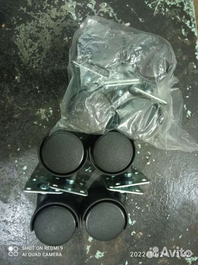 Колëса для мебели