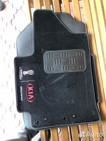 Автомобильные коврики текстильные