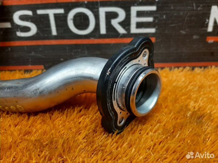 Патрубок системы охлаждения Bmw 3-Series E90