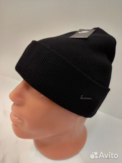 Мужская шапка