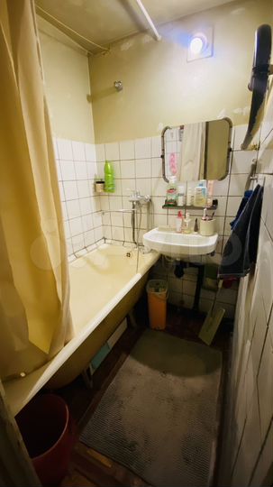 Комната 15 м² в 2-к., 2/9 эт.