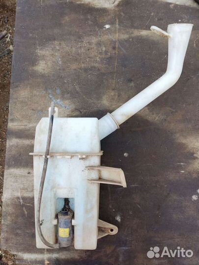 Бочок омывателя Шевроле Лачетти