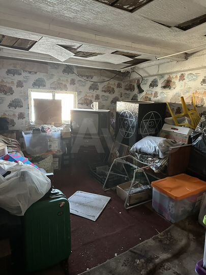 Гараж, > 30 м²