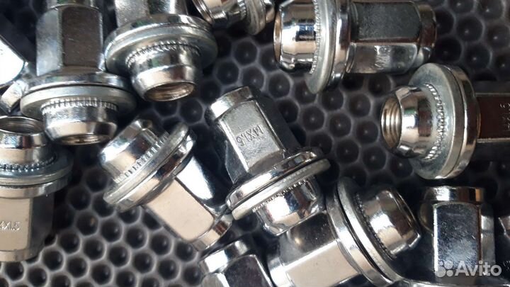 Гайки колесные toyota land cruiser 200