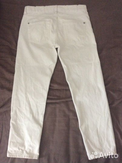Джинсы белые