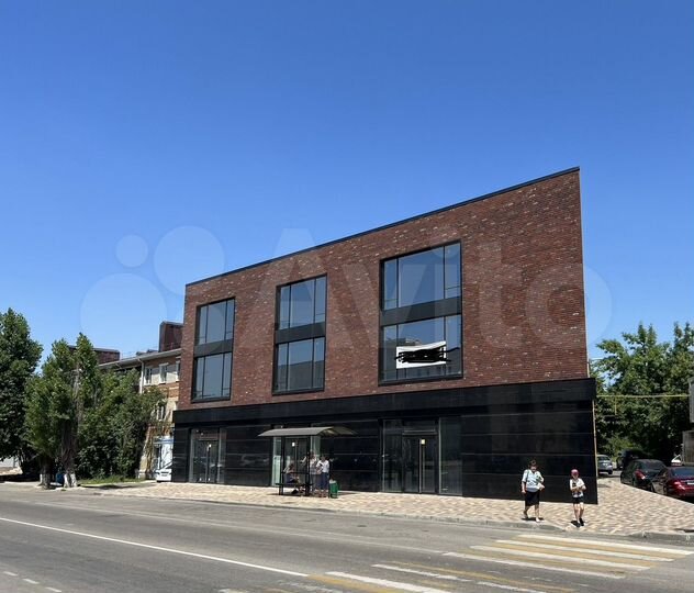 Торговая площадь, 670 м²