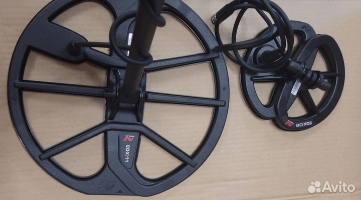 Металлоискатель Minelab equinox 900