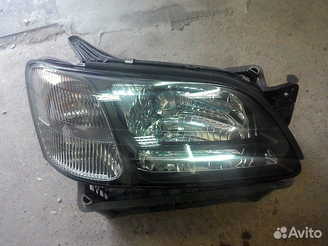 Фара Subaru Legacy