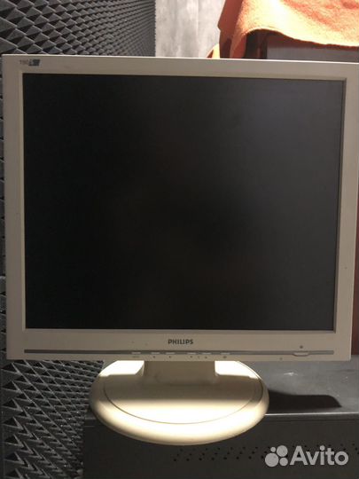 Монитор Philips